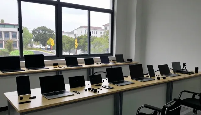 电子元器件销售数码产品怎么做得更稳:无线网络通讯模块一线经验